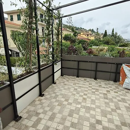 New Seaside Apartment, 10M To The Beach, Wi-Fi&Terrace Διαμέρισμα