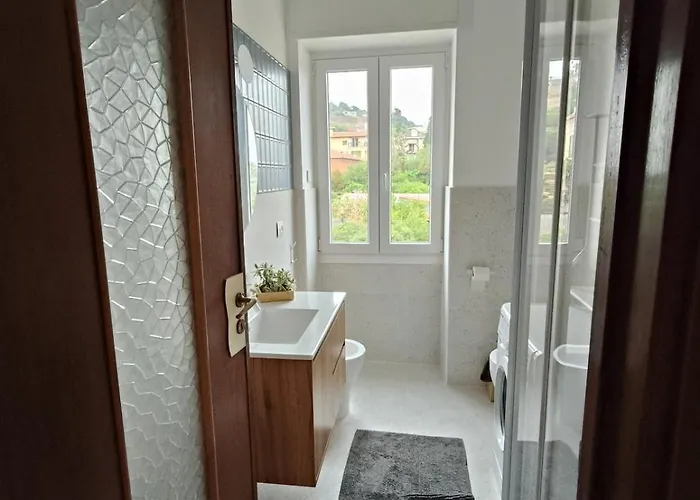 New Seaside Vintage Apartment, 20m To The Beach, Wi-fi&terrace Bordighera