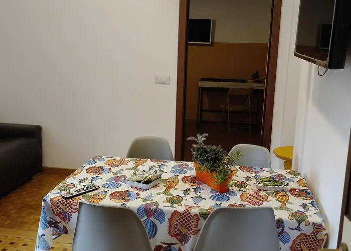 New Seaside Vintage Apartment, 20m To The Beach, Wi-fi&terrace